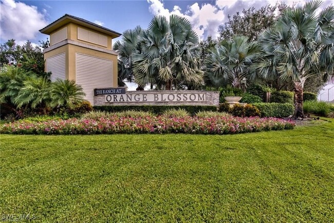 Building Photo - 2665 Vine Ave