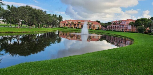 Photo - 2022 Alta Meadows Ln Unidad Bahia At Delray