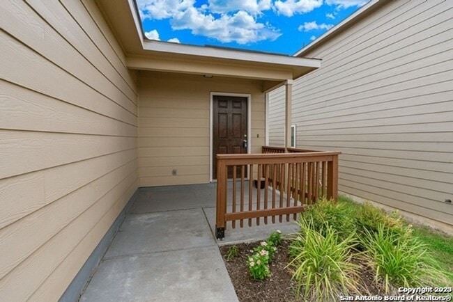 Photo - 3 Bedroom/2 Bath Silver Canyon Subdivision