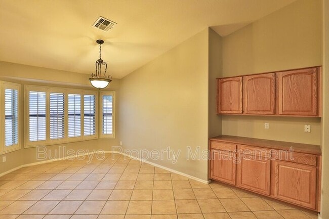 Photo - 1280 E Heather Dr