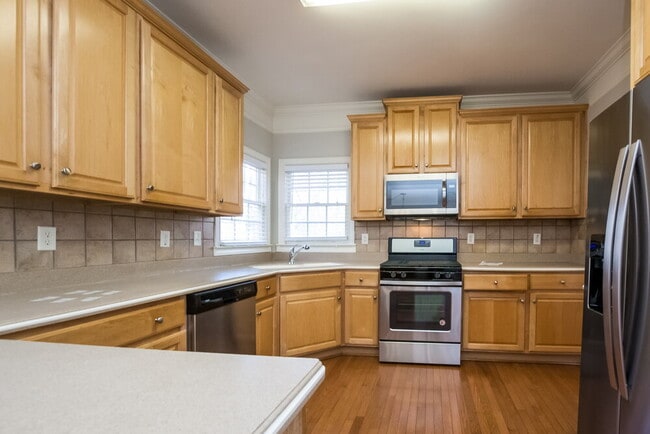 Photo - 5685 Eagles Watch