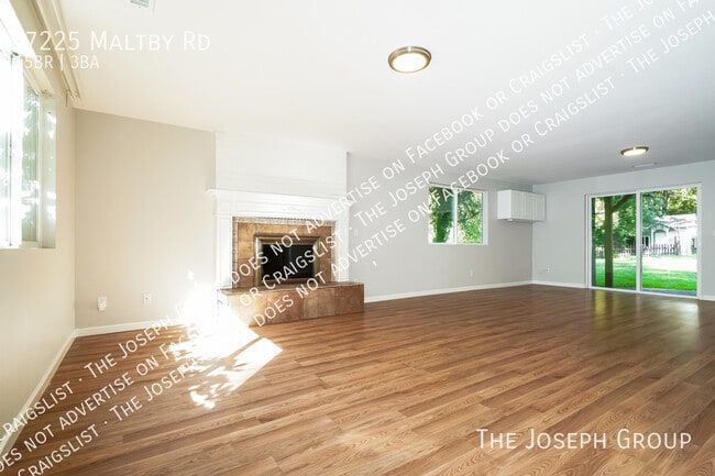 Photo - 7225 Maltby Rd