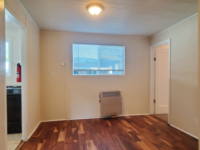 324-342 S Buena Vista Ave