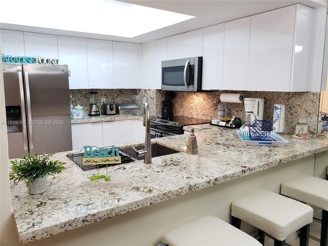 Photo - 17375 Collins Ave Unit 906