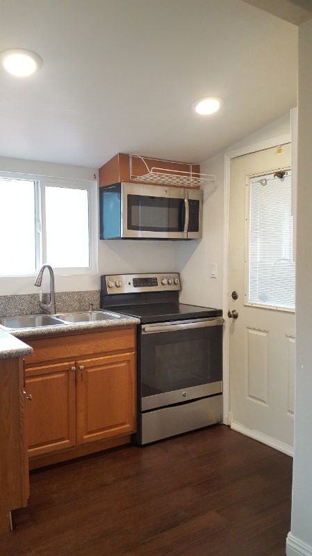 Photo - 776 Melody Ln