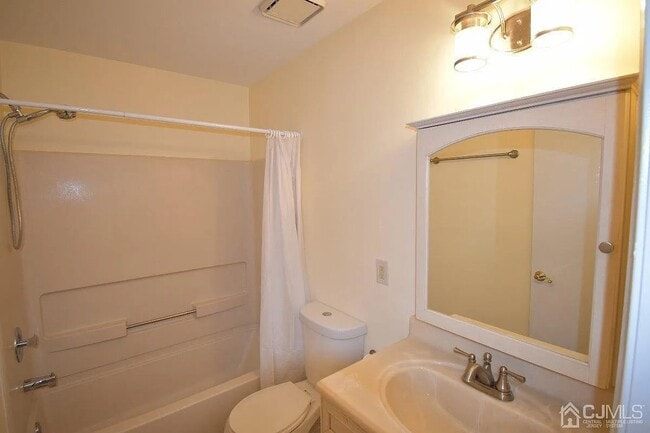 Photo - 2013 Bayhead Dr