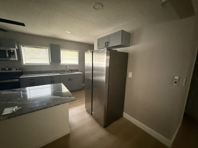 Photo - NEWLY RENOVATED 3 BEDROOM, 2 BATH HOME – A... Unit 2