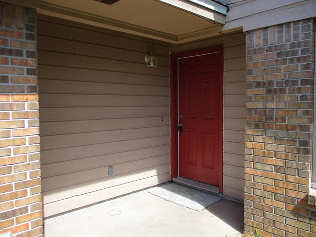 Photo - 1346 Stephen Dr