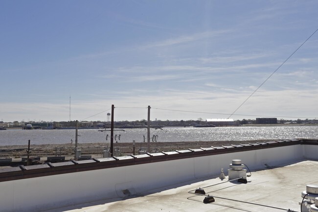 Roof Top Lounge