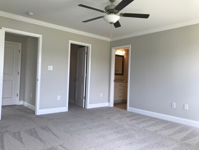 Photo - 159 Daffodil Ct