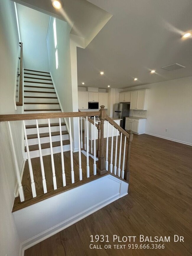 Photo - 1931 Plott Balsam Dr