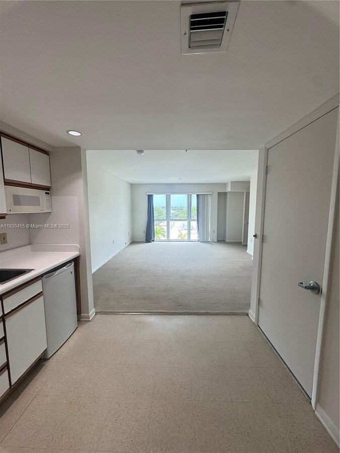 Photo - 5779 SW 72nd Ave Apartamento Unidad 5779