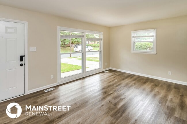 Photo - 4808 Thornwood Rd