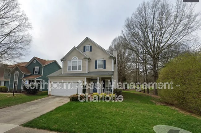 Building Photo - Newly renovated home in South Charlotte!
