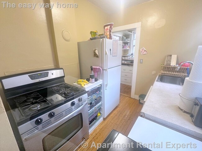 Building Photo - 172 Norfolk St Unit #8