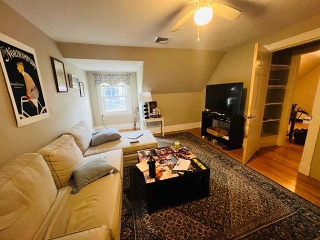 Photo - 16 Hinckley St Unit 3