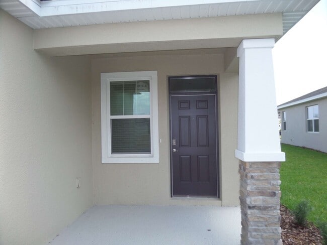 Photo - 5039 Stokes Way