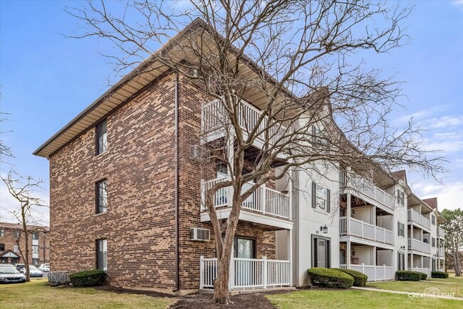 Building Photo - 109 S Gregory St