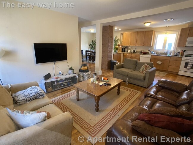 Building Photo - 80 Ten Hills Rd