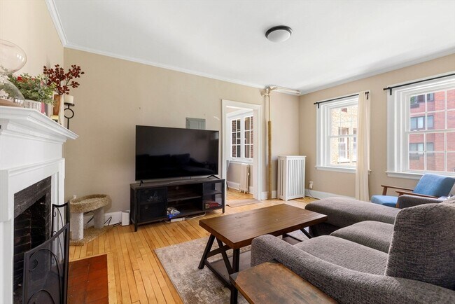 Building Photo - 21 Chauncy St Unit 21