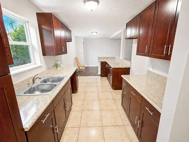 Photo - 7316 Camino Real St