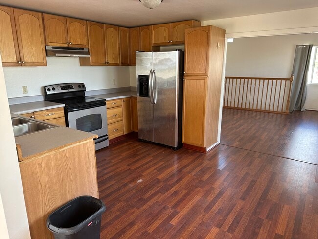 Kitchen - 1876 Palamoi St Unit Upstairs