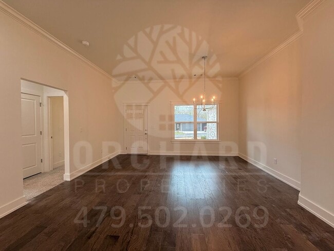 Photo - 15 Lochgilphead Ln