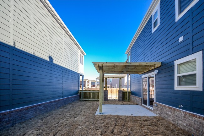 Photo - 641 N Keats Dr