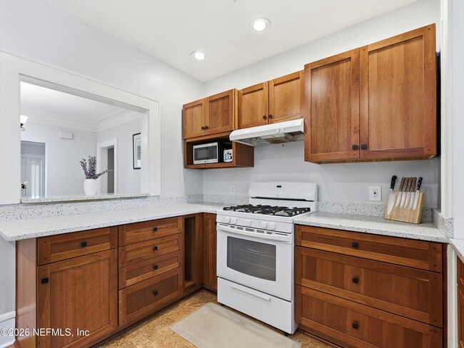 Photo - 1222 Ingleside Ave