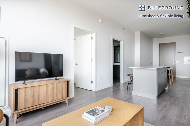 Photo - 1000 S Clark St Unidad FL21-ID1223