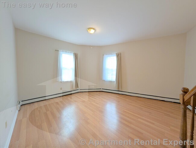 Building Photo - 288 Prospect St Rental