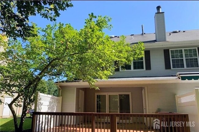 Photo - 24 Albury Way