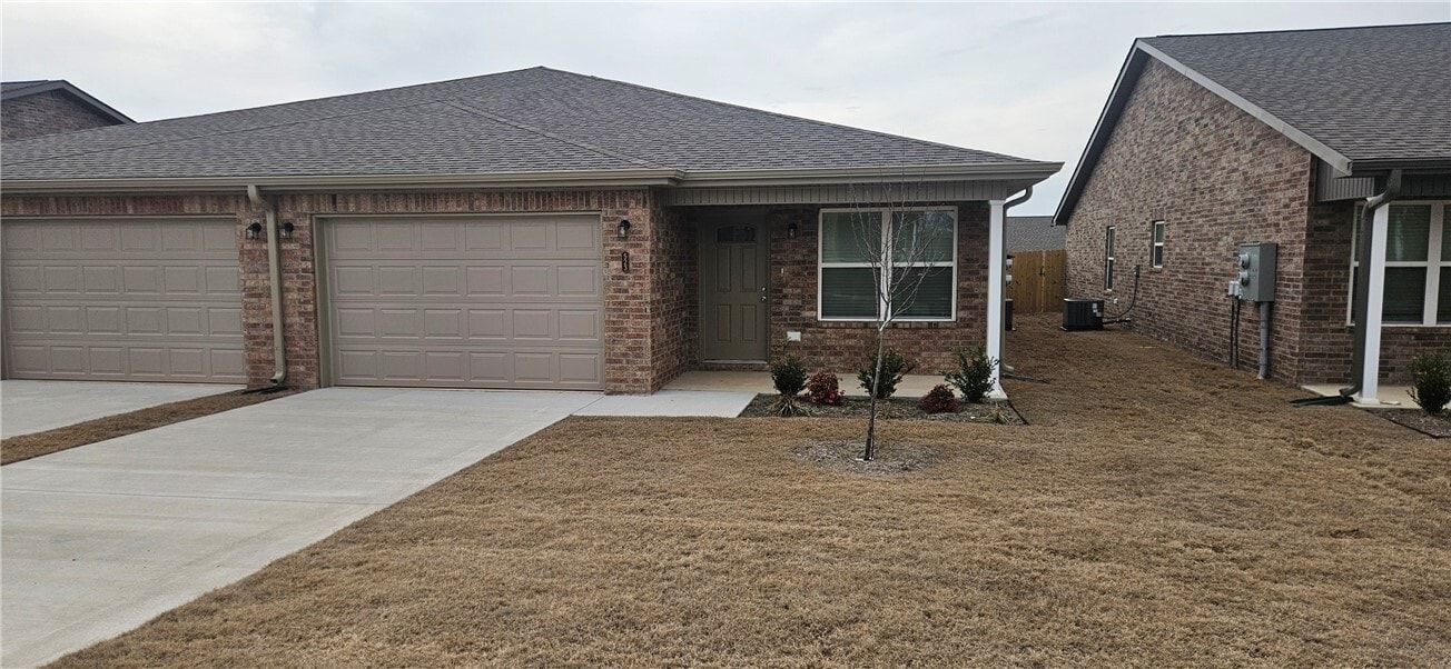 Photo - 523 NW 69th Ave