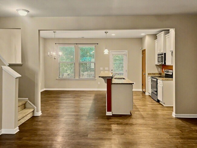 Photo - Move-in Ready!