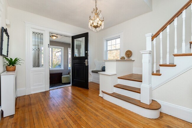 Photo - 59 Langdon Ave