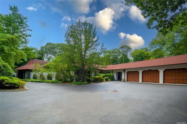 Photo - 15 Remsens Ln