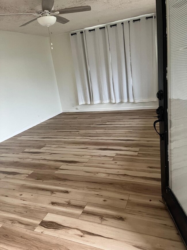 Photo - 680 Sunset Dr