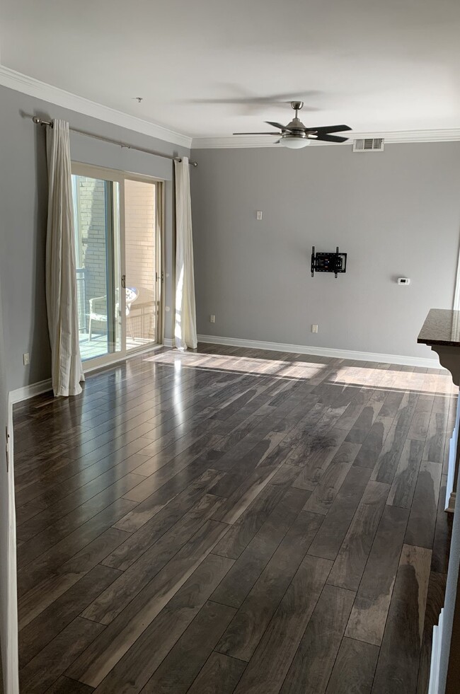 Photo - 1700 Emerson St Unit 306