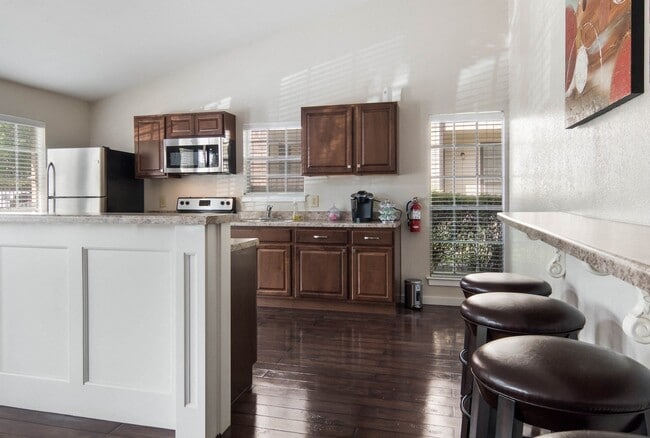 Photo - Mountain Ridge