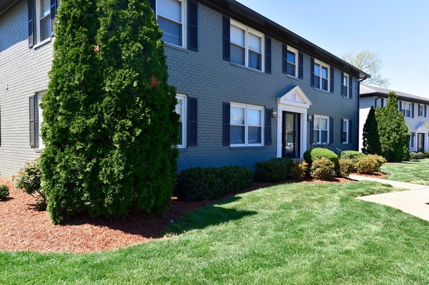 Leasing Office