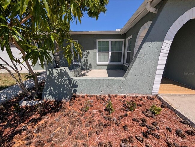 Photo - 6947 Bottle Brush Dr