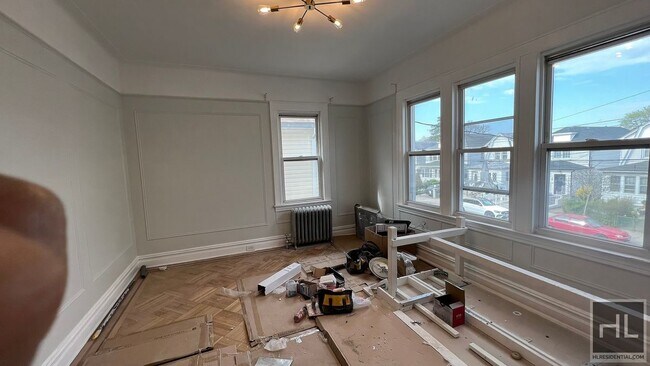 Photo - GUT RENOVATED BRAND NEW VEERY BRIGHT 3 BED... Unidad 2