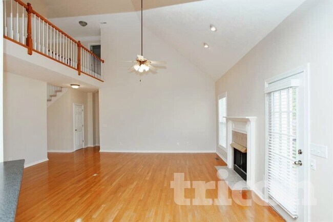 Photo - 101 Crooked Creek Ct