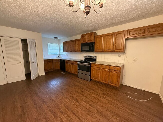 Photo - Fenced yard, Spacious 3 bedroom Home