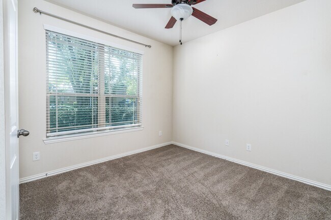 Photo - 17823 Dappled Walk Way