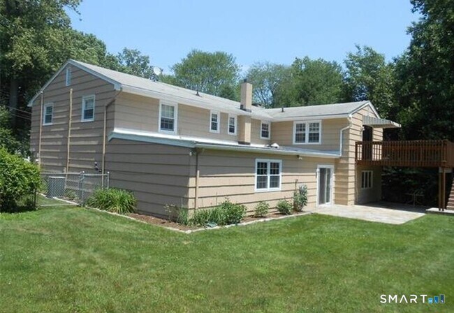 Photo - 131 Old Elm Rd