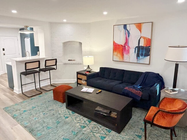 Building Photo - 1405 21st St NW Unit ID1360095P