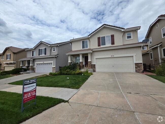 Building Photo - Stunning 4 Bed 3 Bath Home In North Gate