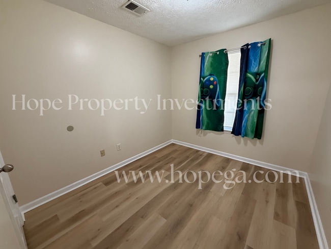 3136 Mobley Bridge Rd Unit Mobley Bridge Rd Unit J 3136(O-Smart)