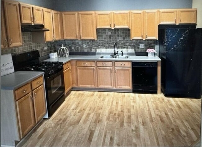 Photo - 1523 Golden Oak Dr